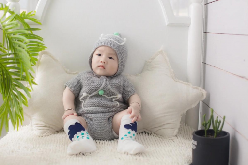 新余宝宝揉眼睛是怎么回事