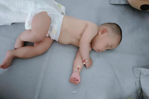 新余孕妇显怀早的原因
